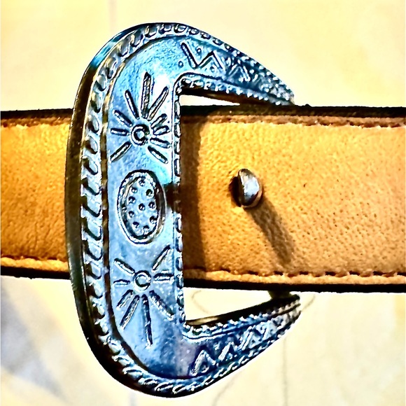 Vintage Western Larry Mahan Tan Leather Belt Pink Hearts Silver Buckle Sz 24 - Picture 6 of 16